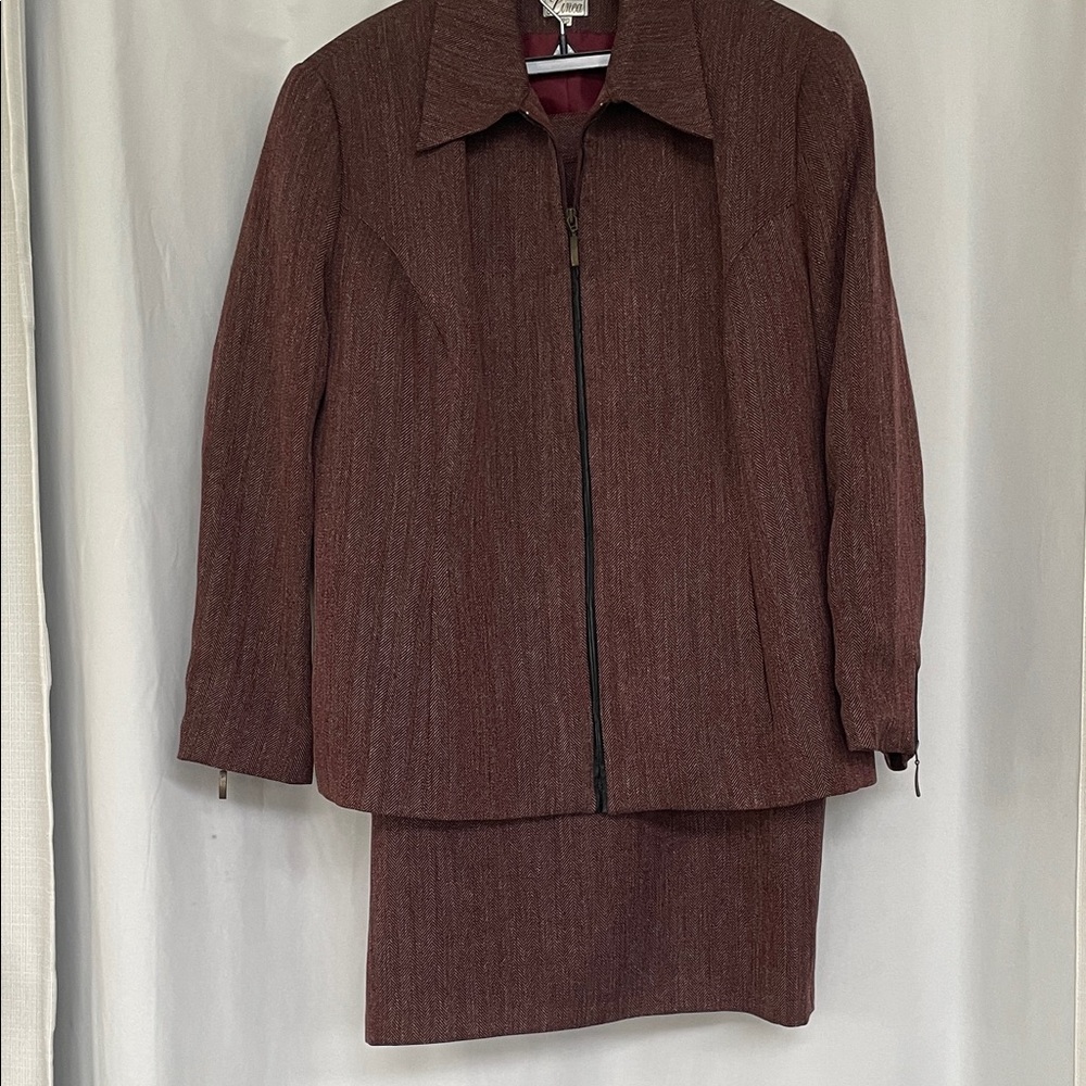 Women's Burgundy Suit Set
